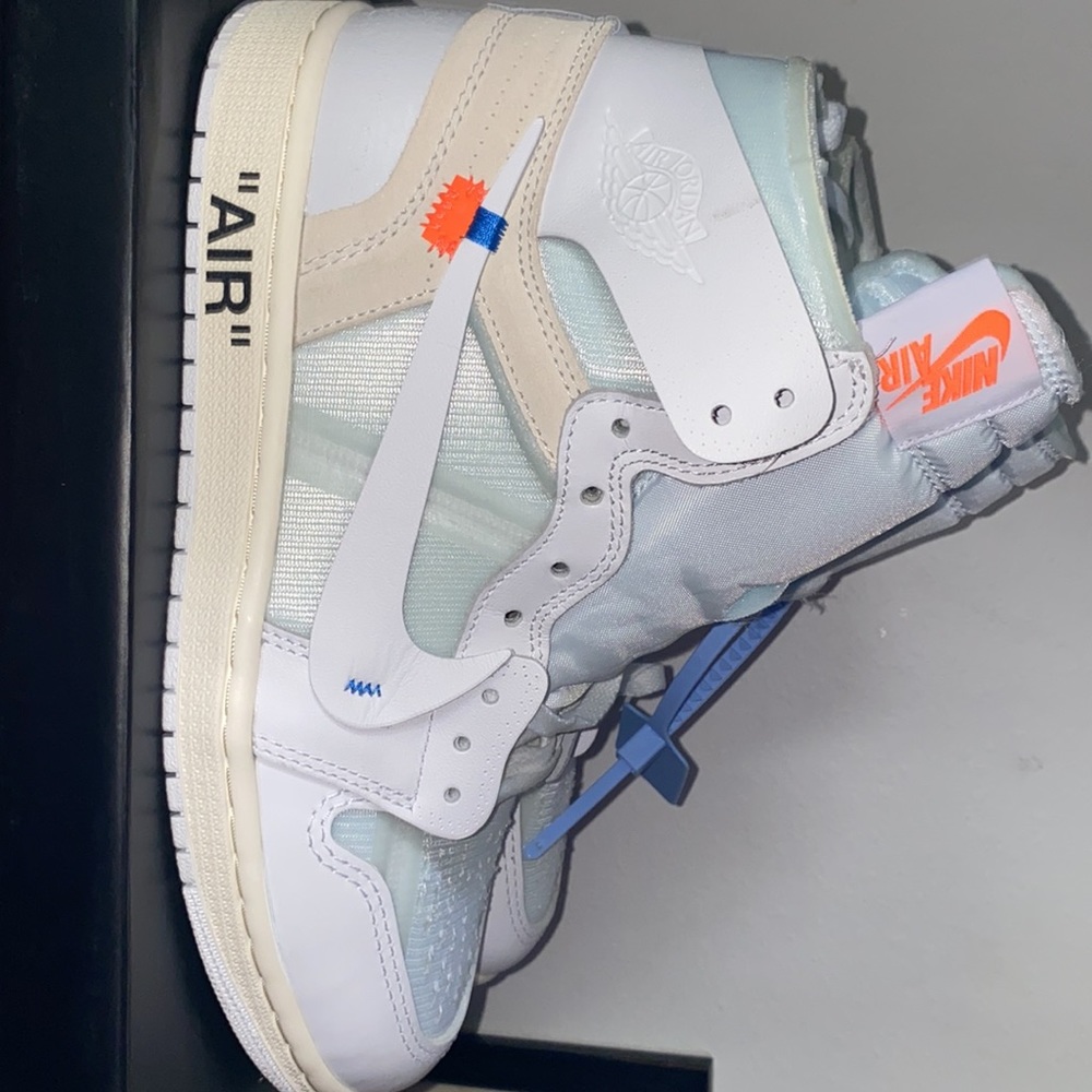Air Jordan RETRO 1 OFF WHITE NRG.   “VID CLIP”